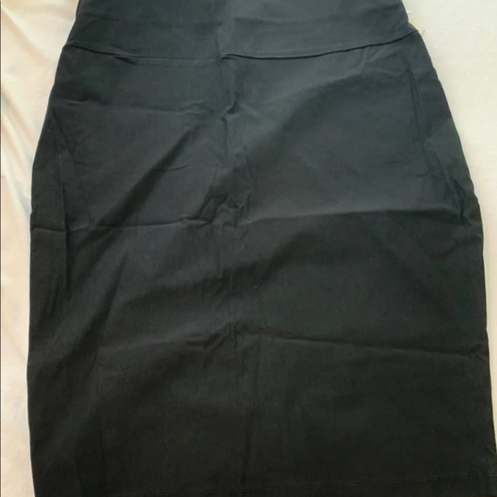 Fashion to Figure Black pencil skirt size 18